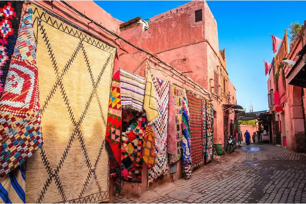 9-Day Private Morocco Family Tour — Kasbahs & Wild Desert Camp
