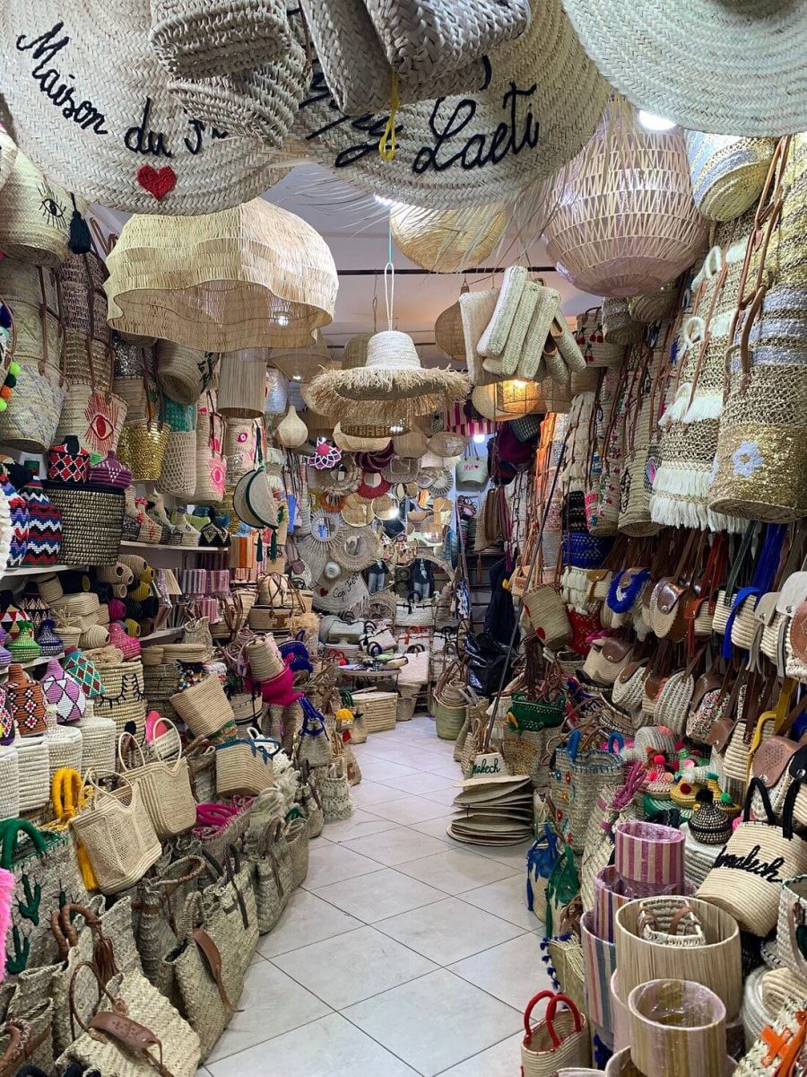 Private Day Trip from Ouarzazate: Draa Valley to Erg Tinfou
